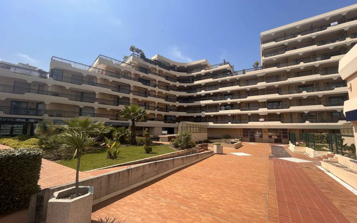 Photo of Patio Balcony in Frejus Plage