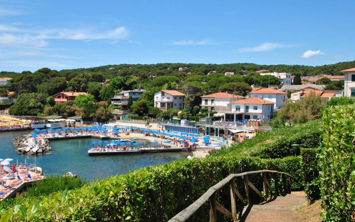 Photo of Others in Castiglioncello