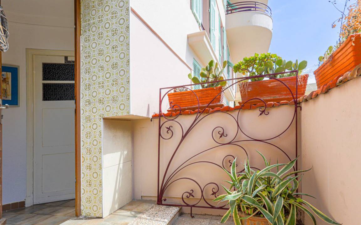 Photo of Patio Balcony in Villefranche-sur-Mer