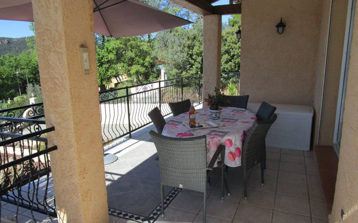 Photo of Patio Balcony in Bagnols-en-Foret