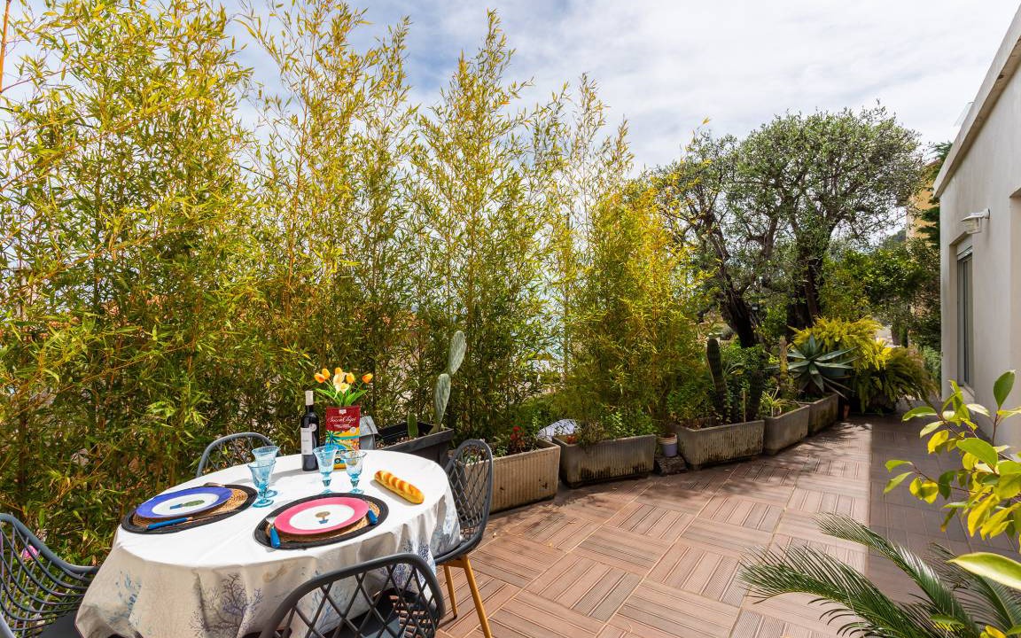 Photo of Patio Balcony in Villefranche-sur-Mer