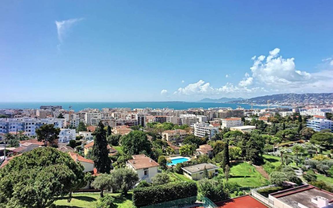 Photo of Others in Antibes
