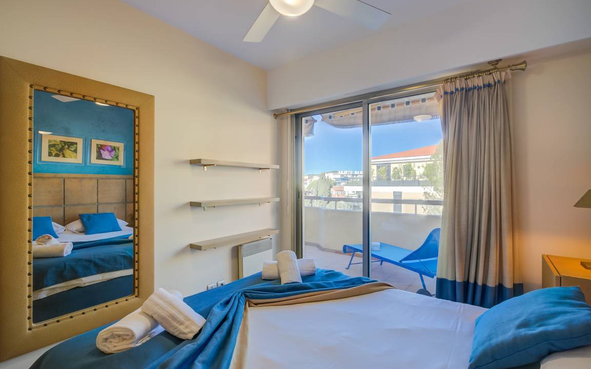Photo of Bedroom in Juan-les-Pins