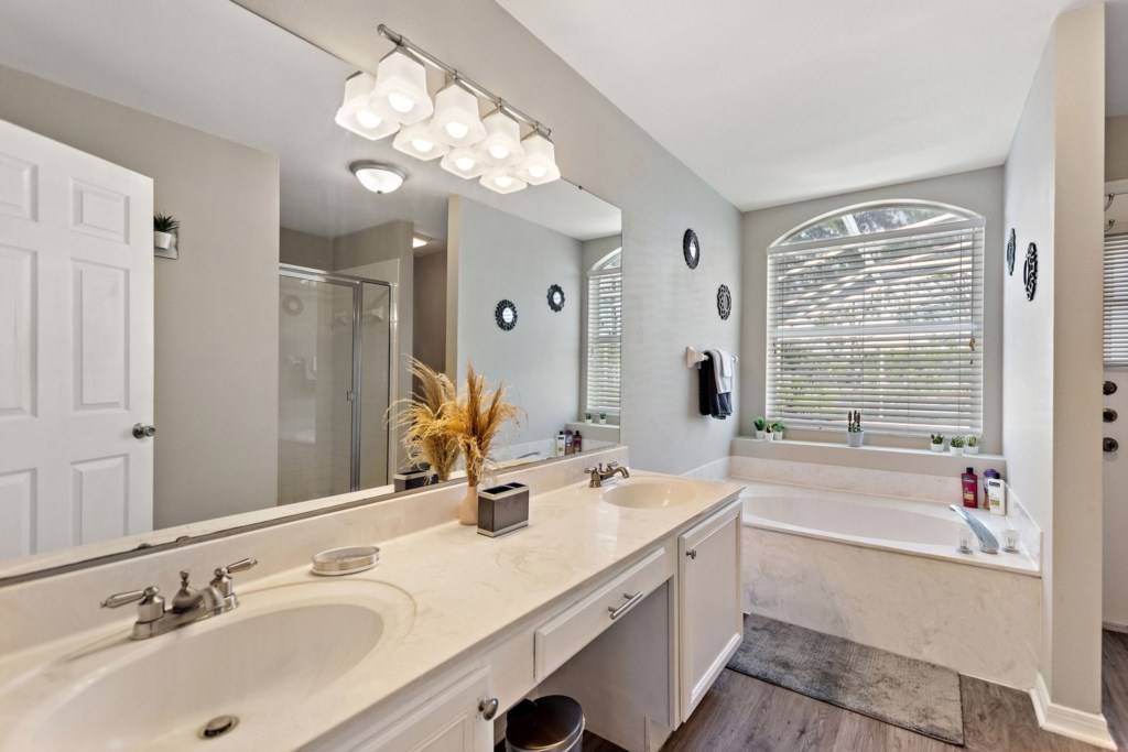 Photo of Bathroom in Sunridge Woods
