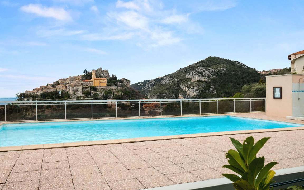 Photo of Others in Eze
