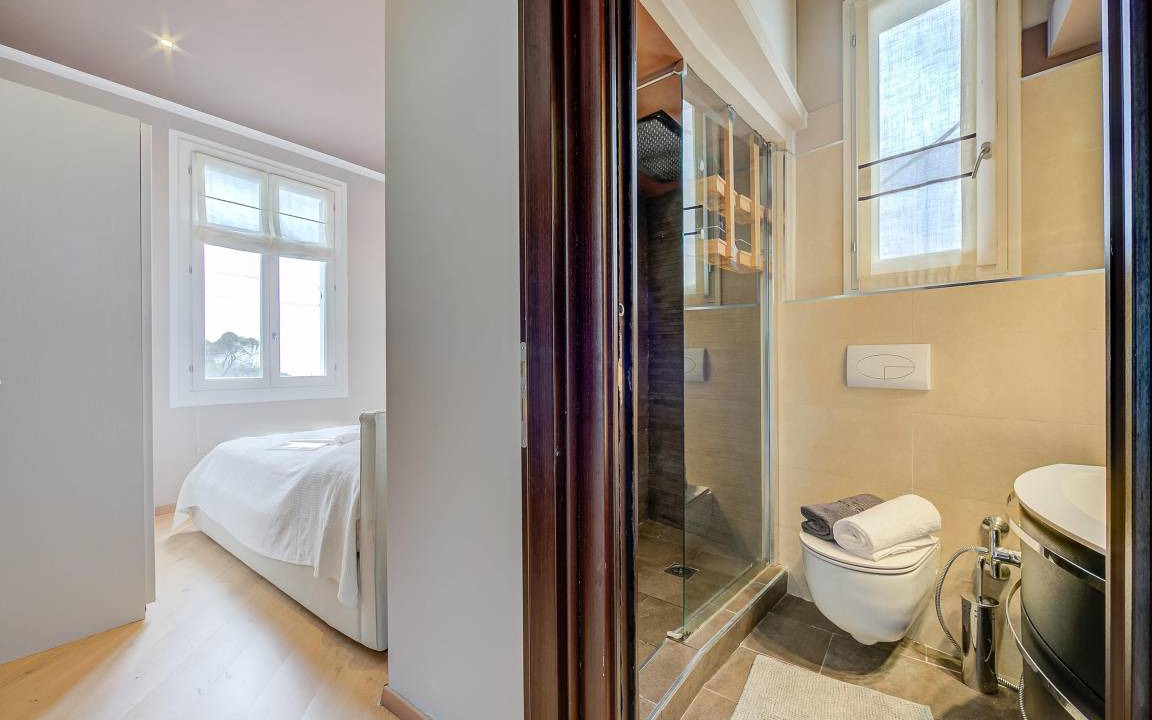 Photo of Bathroom in Beaulieu-sur-Mer