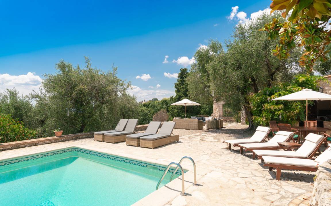 Photo of Others in Chateauneuf-Grasse