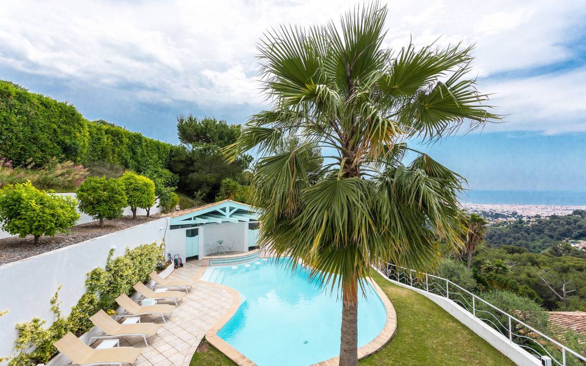 Photo of Others in Nice