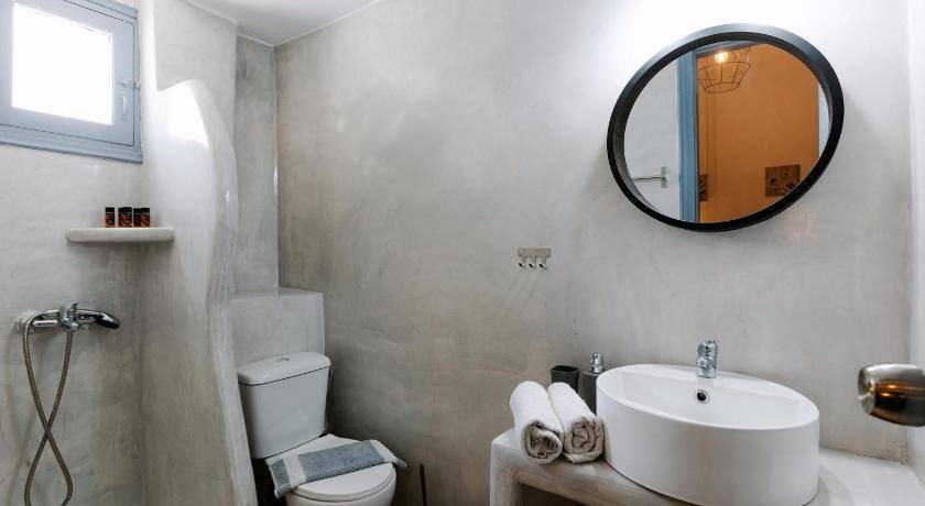 Photo of Bathroom in Karterados