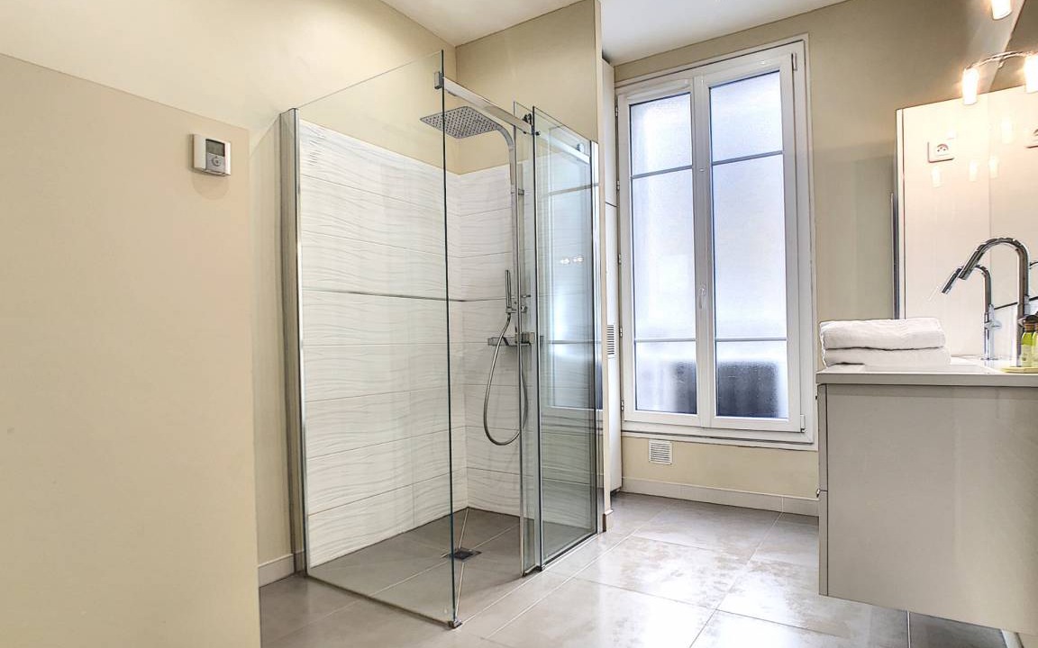 Photo of Bathroom in Nice City Centre