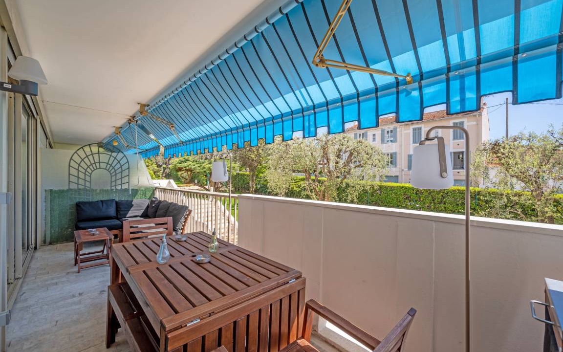 Photo of Patio Balcony in California - Pezou