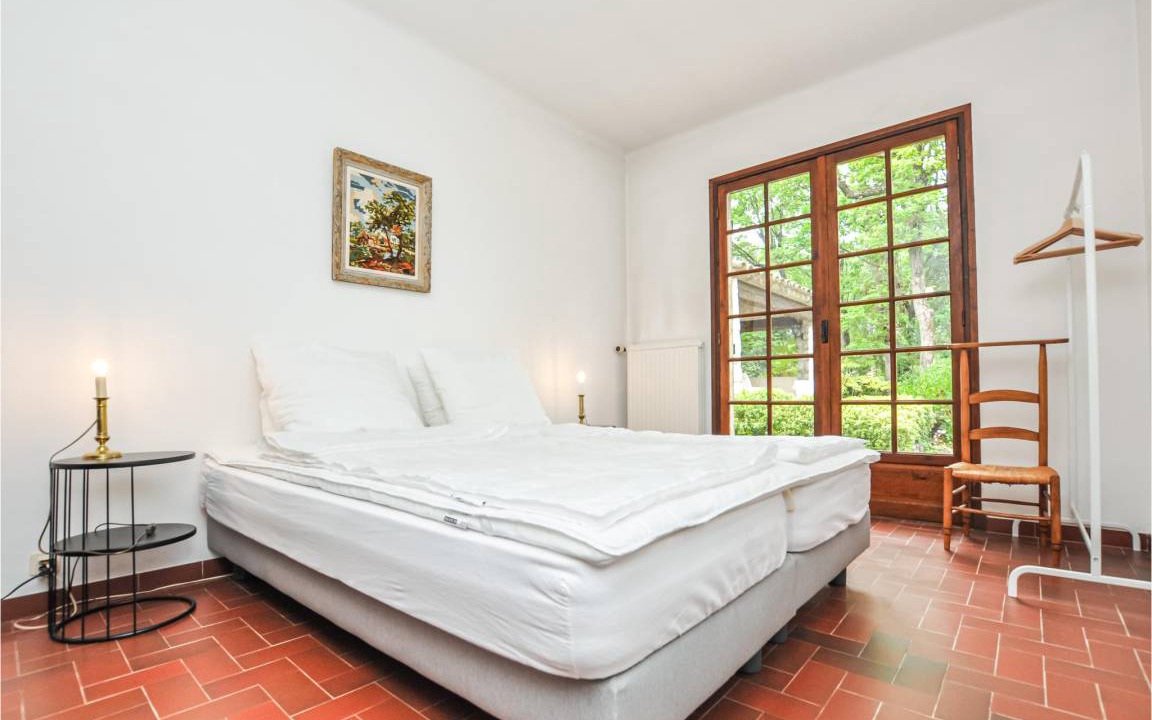 Photo of Bedroom in Roquefort-les-Pins