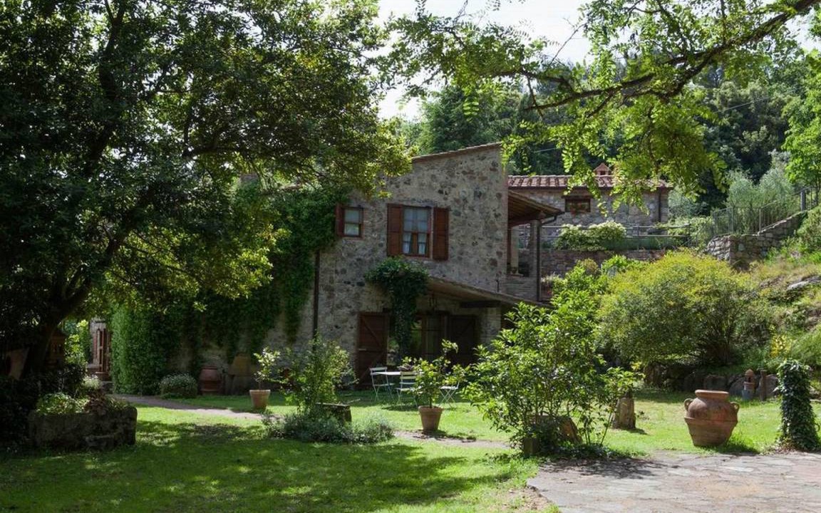 Photo of Others in Pomaia