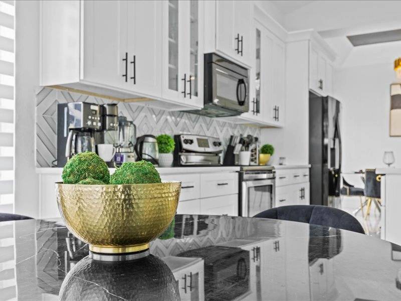 Photo of Kitchen in Lake Davenport Estates