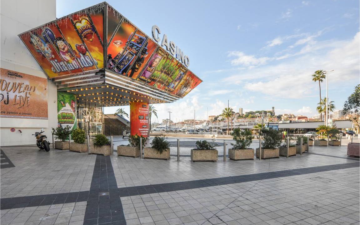 Photo of Others in Cannes
