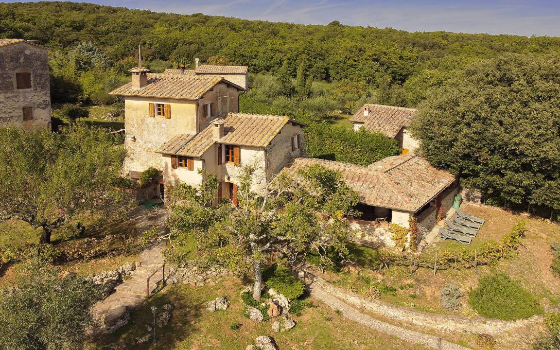 Photo of Buildings in Monteriggioni