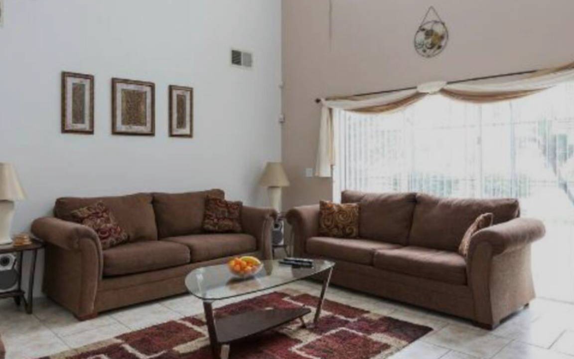 Photo of Livingroom in Crescent Lakes
