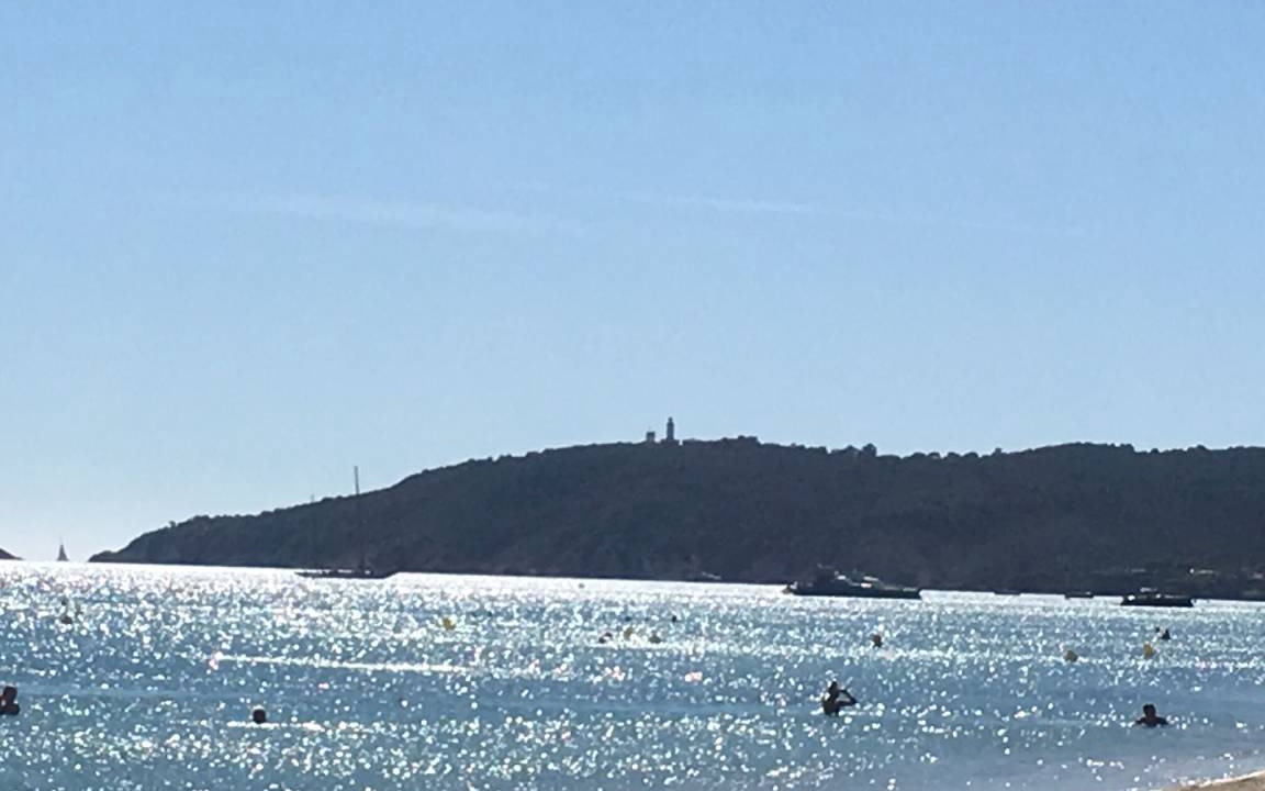 Photo of Others in La Mole