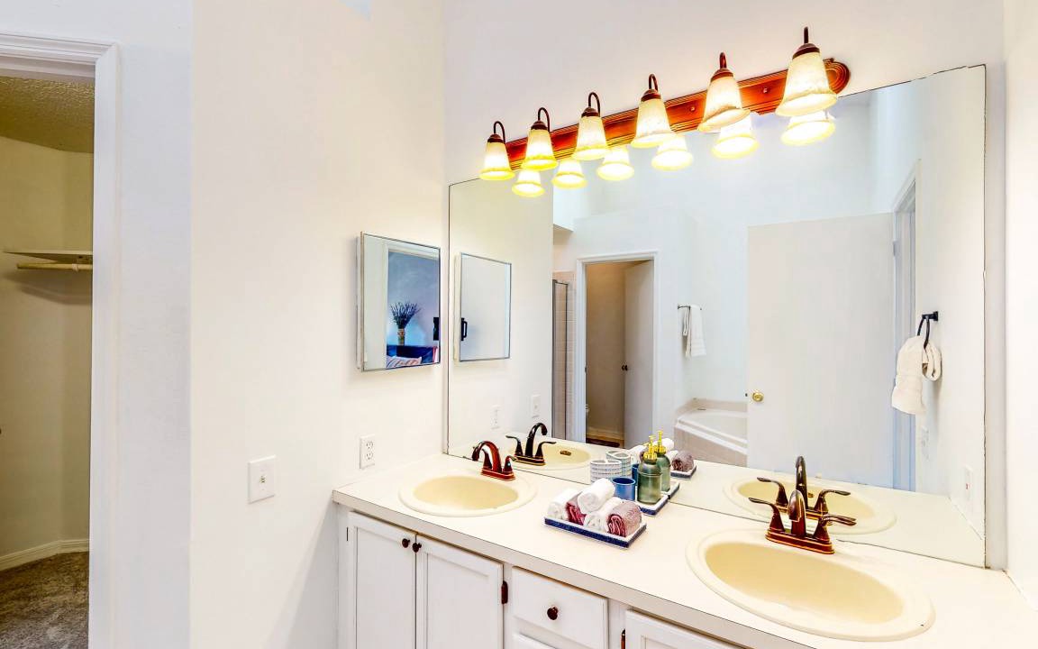 Photo of Bathroom in Casselberry
