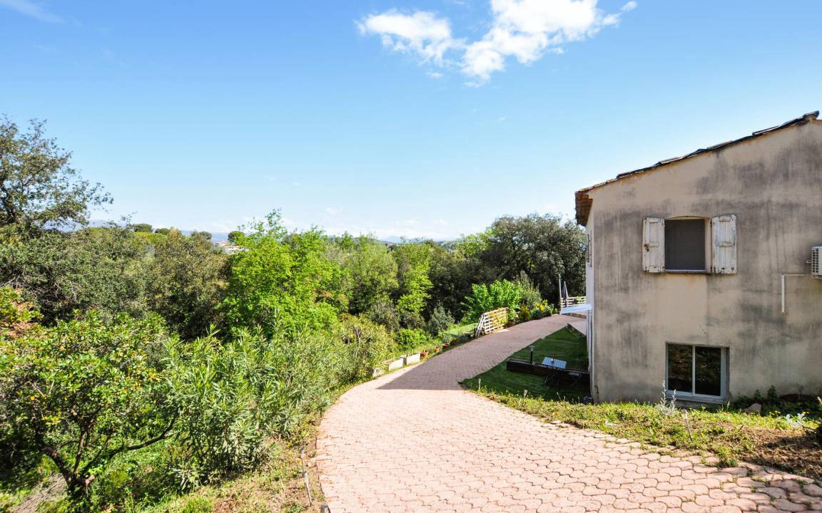 Photo of Buildings in Biot