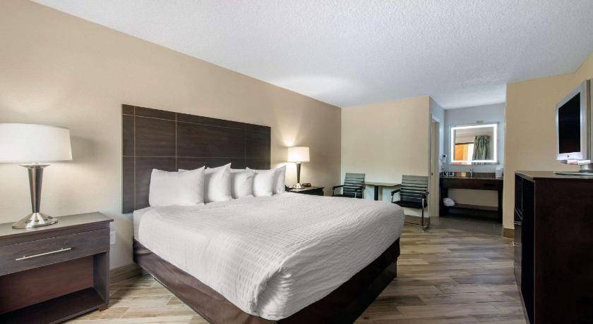 Photo of Bedroom in Kissimmee