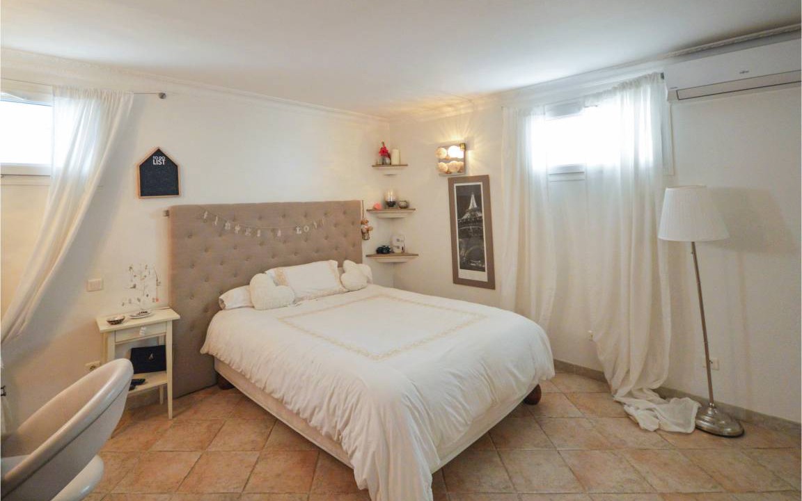 Photo of Others in Biot