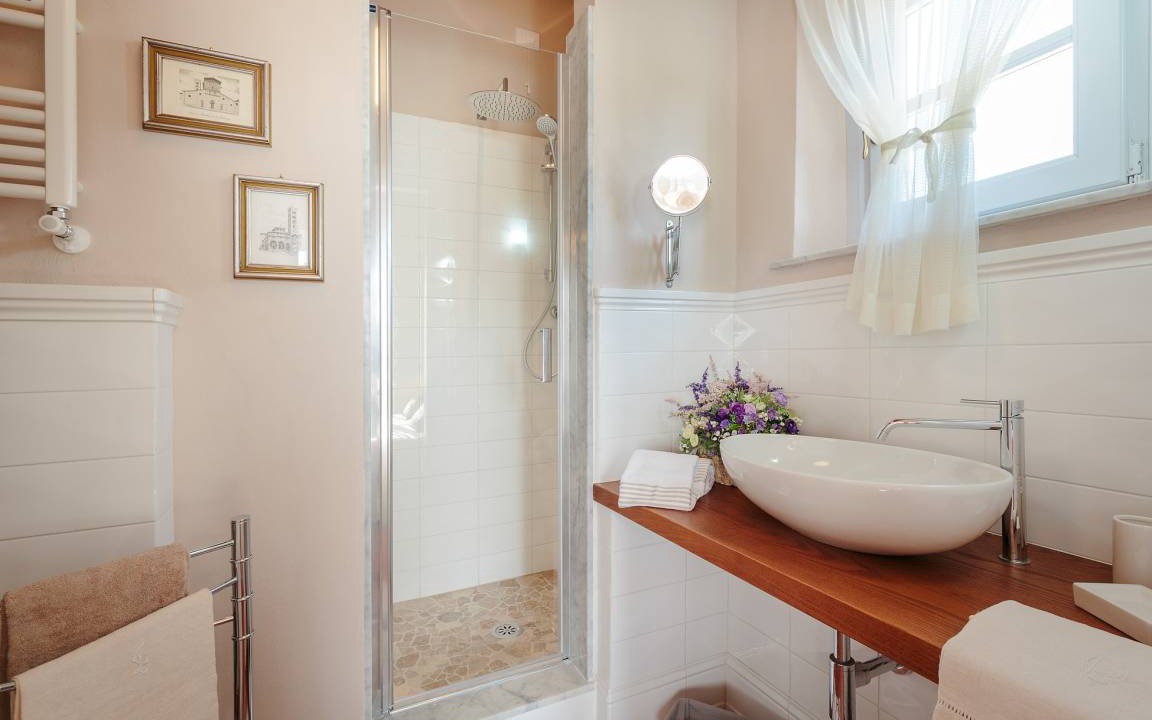 Photo of Bathroom in Marlia