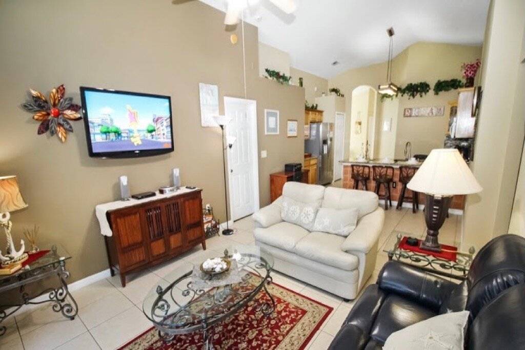 Photo of Livingroom in Lake Berkley
