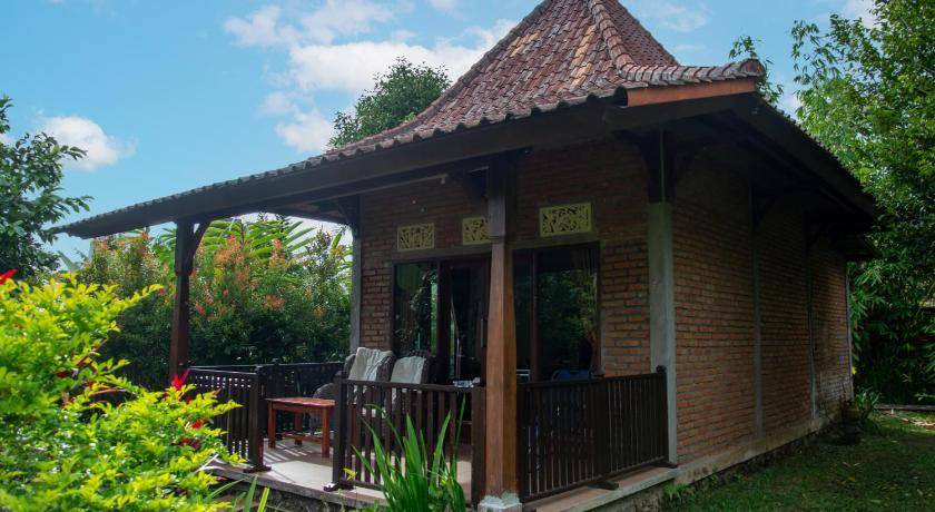 Photo of Others in Munduk