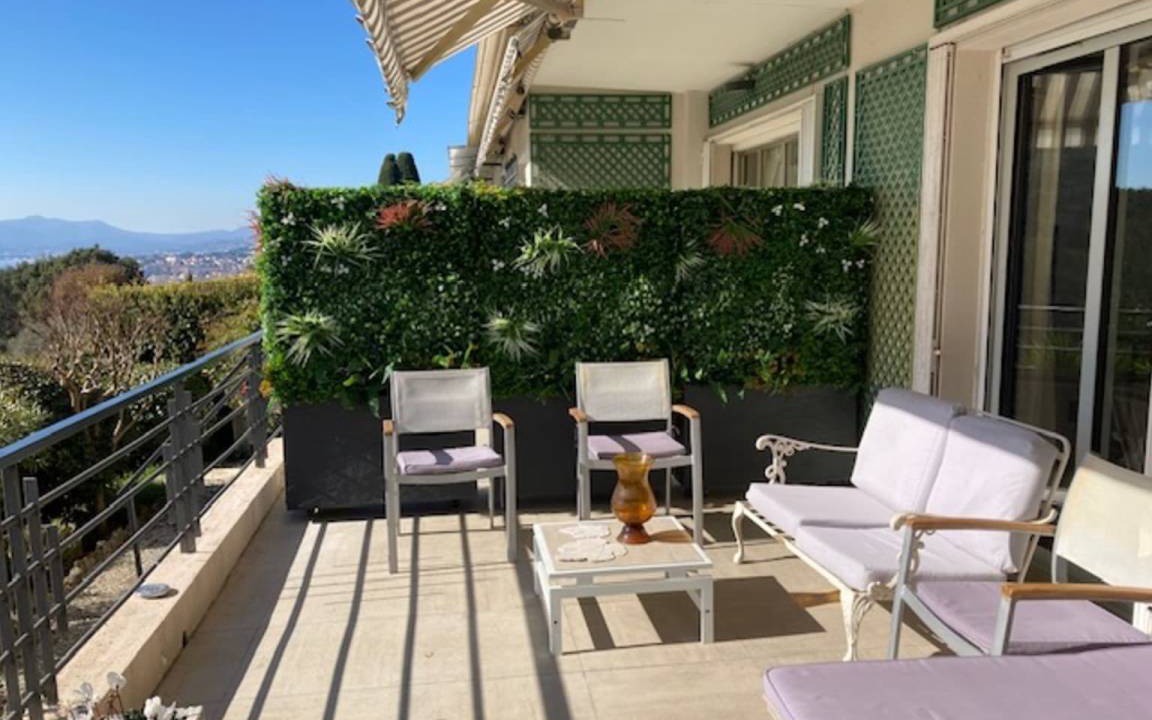 Photo of Patio Balcony in California - Pezou