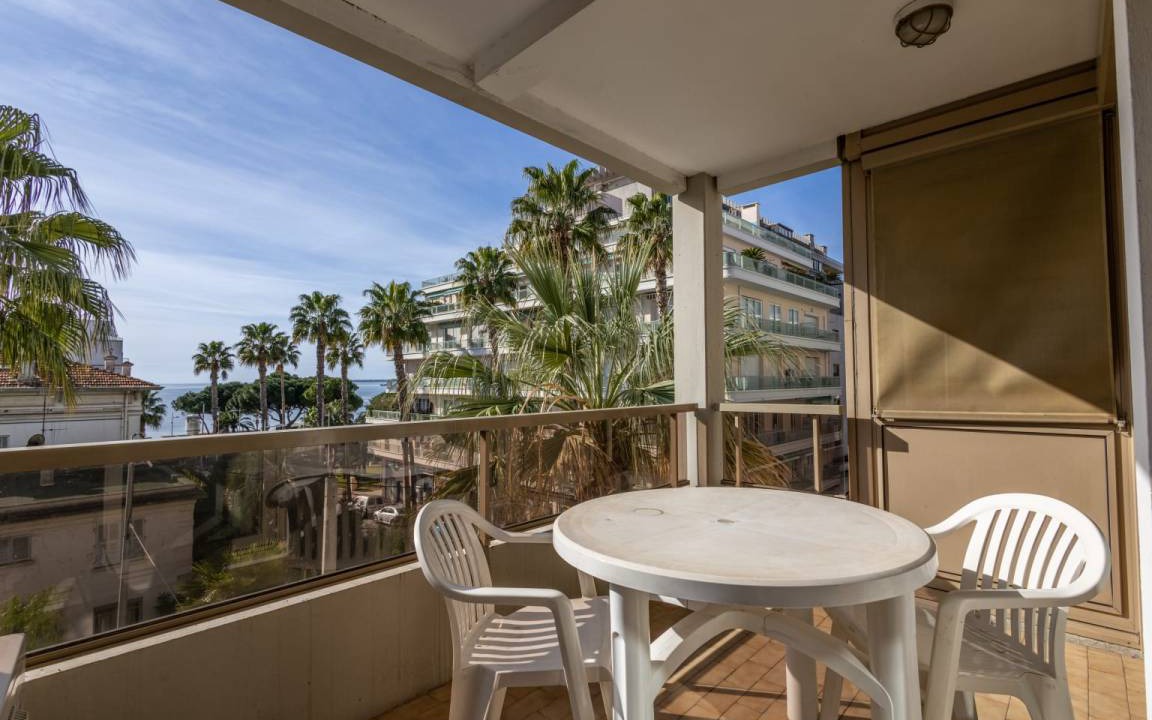 Photo of Patio Balcony in Juan-les-Pins