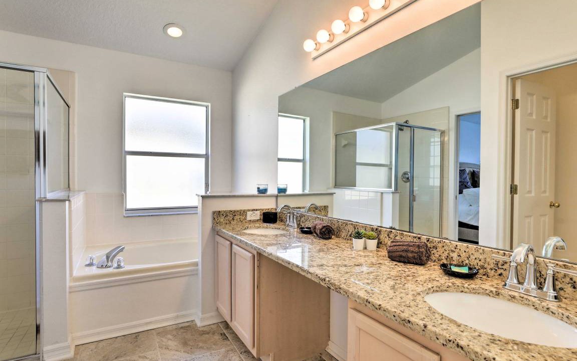 Photo of Bathroom in Eagle Pointe South