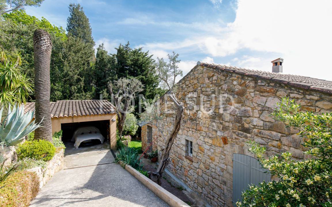 Photo of Others in Mougins