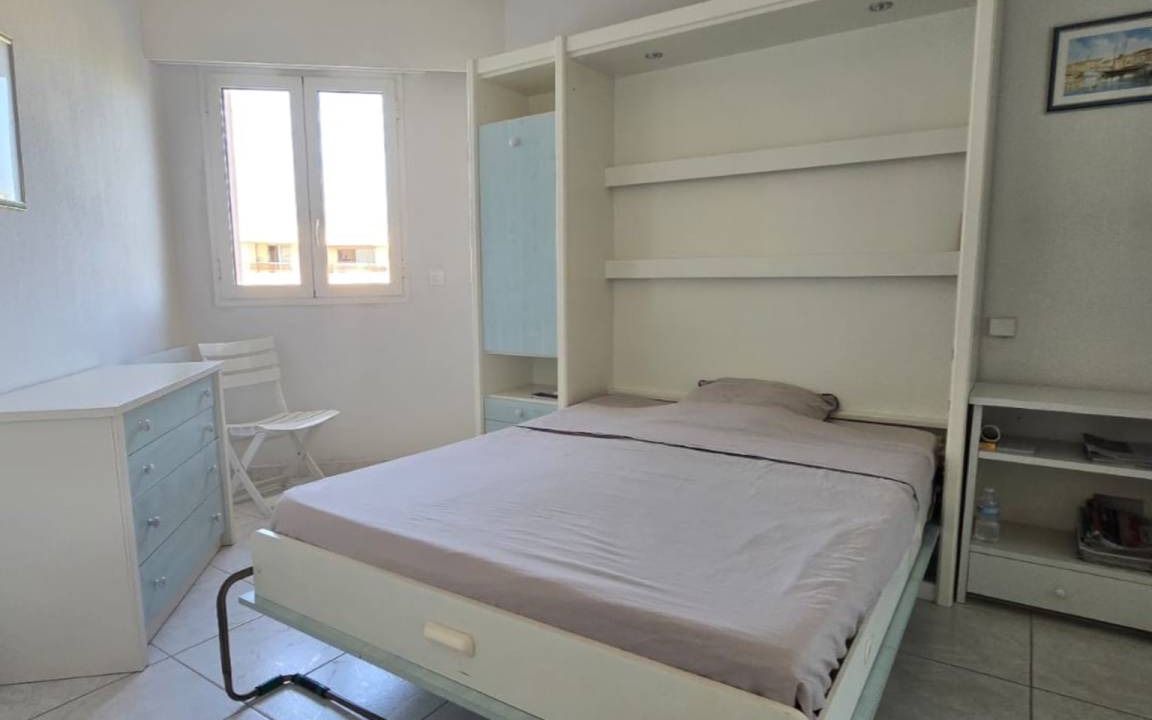 Photo of Bedroom in Saint-Raphael