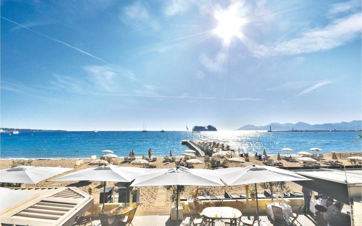 Photo of Others in Cannes