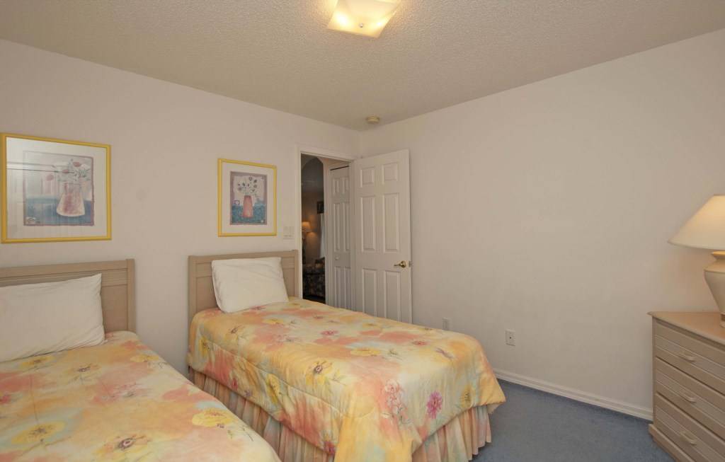Photo of Bedroom in Greater Groves