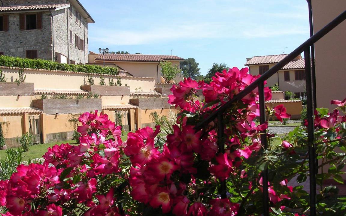 Photo of Others in Pomaia