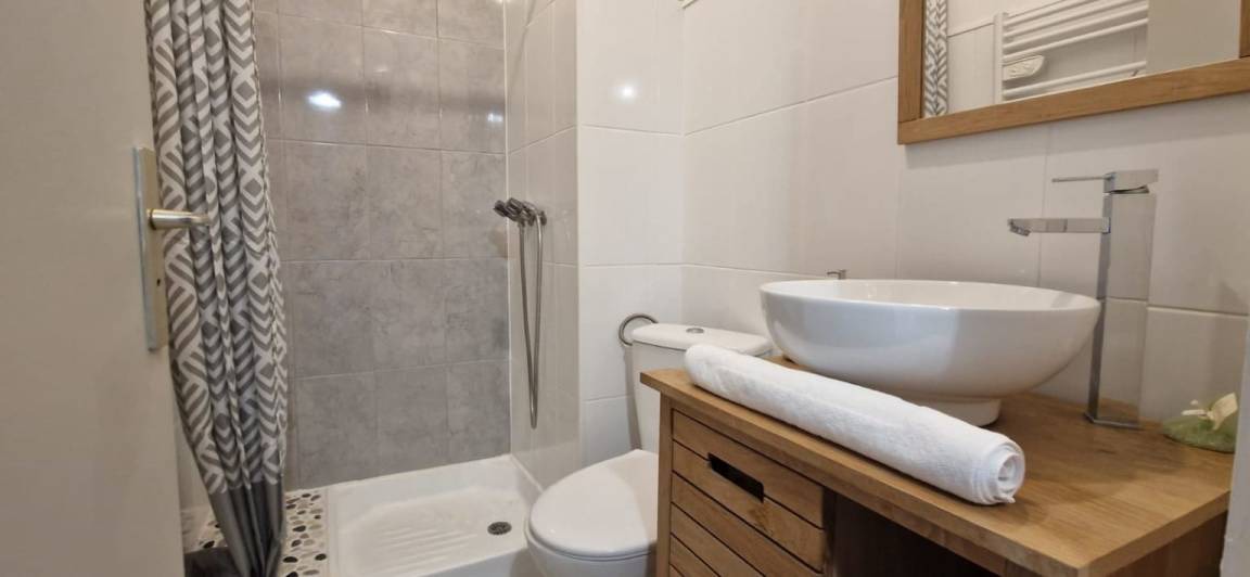 Photo of Bathroom in Saint-Tropez City Centre
