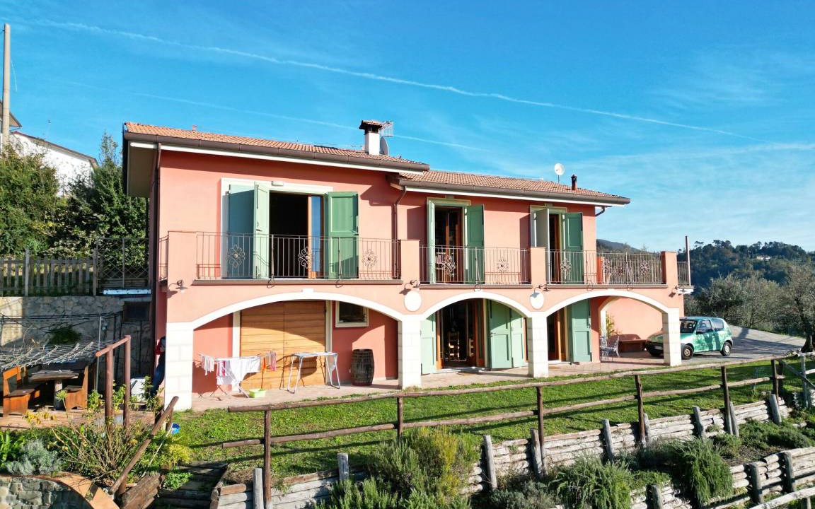 Photo of Buildings in Fosdinovo