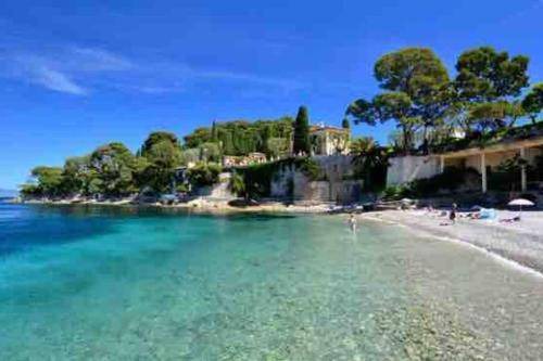 Photo of Others in Eze