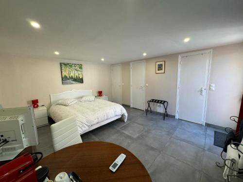 Photo of Bedroom in Saint Antoine