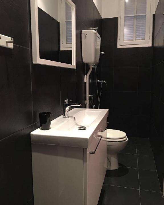 Photo of Bathroom in Beausoleil