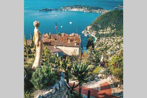 Photo of Others in Eze
