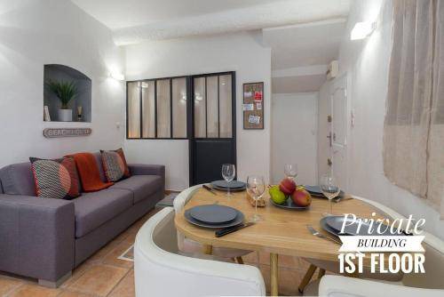 Photo of Livingroom in Old Town