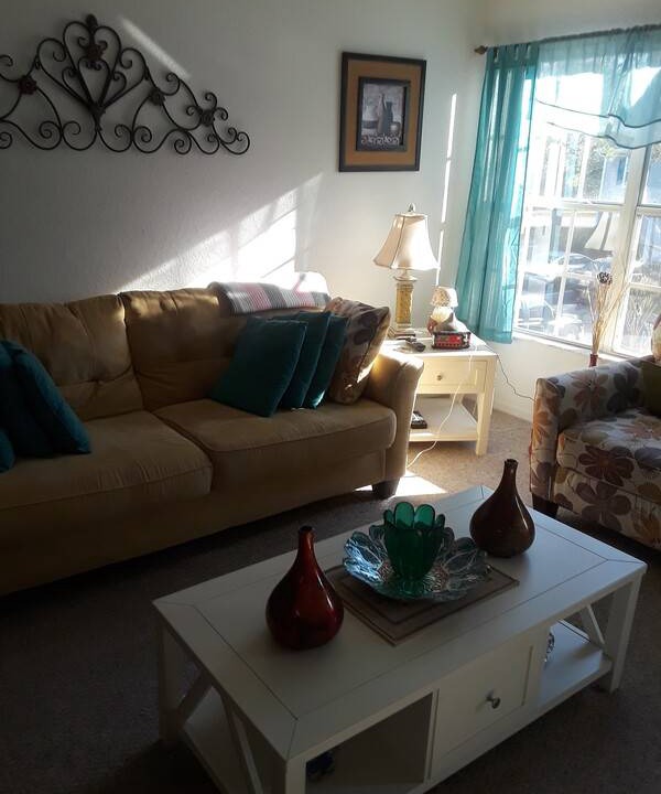 Photo of Livingroom in Southchase