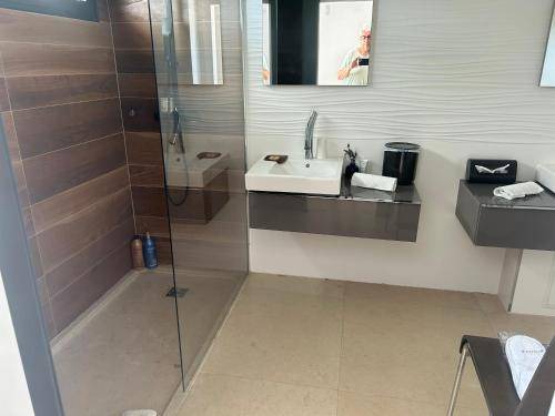Photo of Bathroom in Saint Antoine