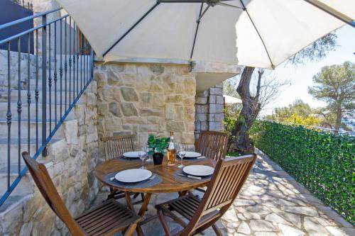 Photo of Others in Eze