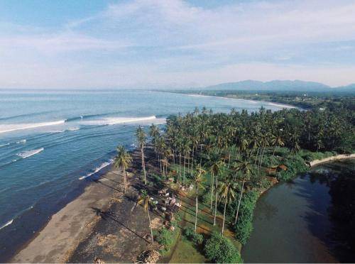 Photo of Others in Medewi
