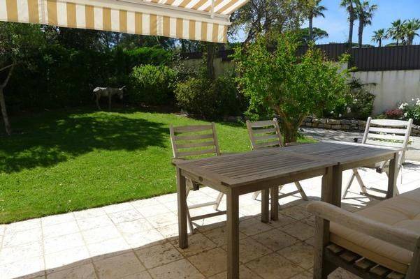 Photo of Patio Balcony in La Nartelle