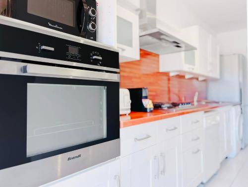 Photo of Kitchen in Prado - Republique